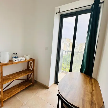 Dome Luju Apartment Mosta