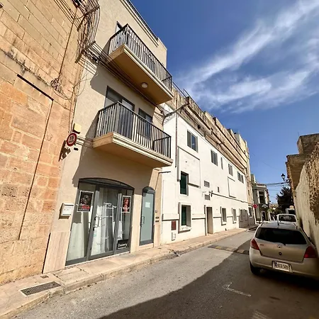 Dome Luju Duplex Penthouse Mosta